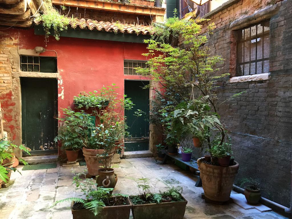 Апартаменты Casa Albrizzi Венеция Экстерьер фото