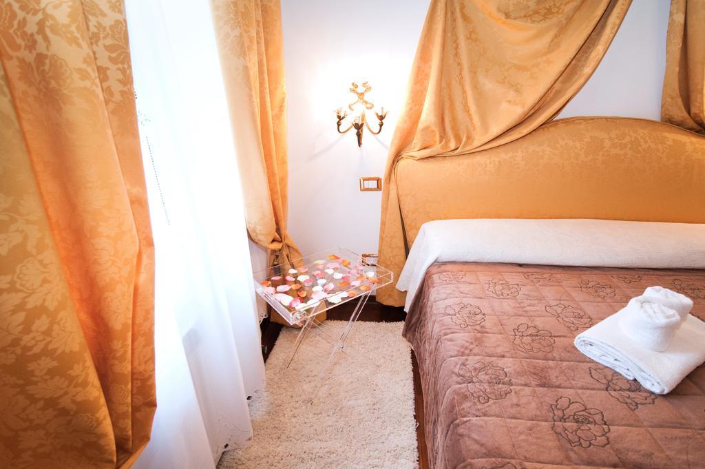 Апартаменты Casa Albrizzi Венеция Экстерьер фото